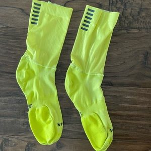 Rapha aero socks. Men’s large. Yellow